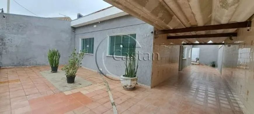 venda 2 sobrados na vila formosa 5 quartos e 2 vagas.
