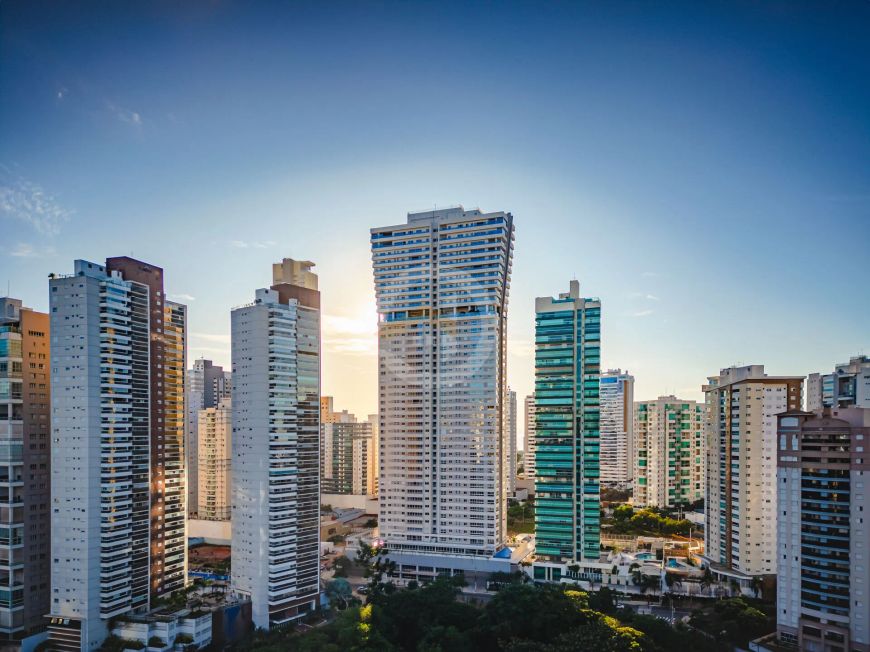 Apartamento Penthouse 4 Suítes no 43 andar com 502 metros vista 180º