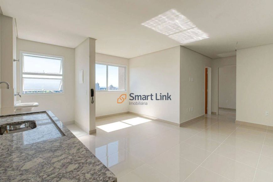 Apartamento com 2 dormitórios à venda, 56 m² por R$ 370.000,00 - Vila Rosa - Goiânia/GO