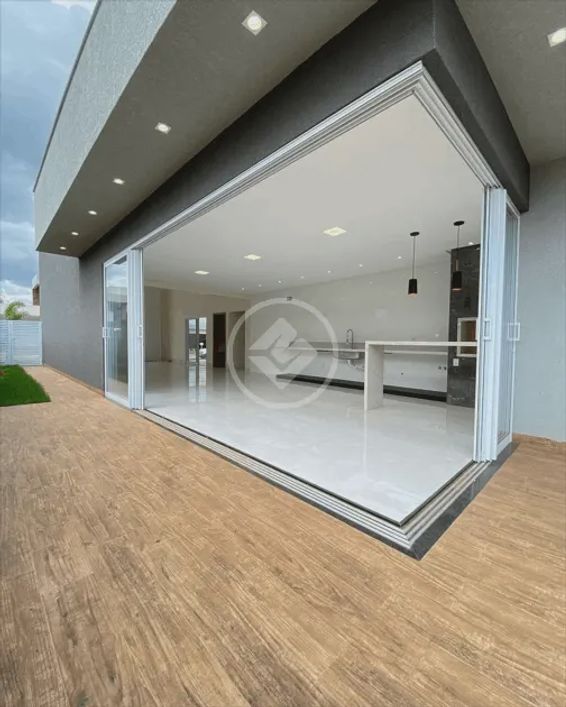 Casa á venda Portal do Sol Golfe 4 suítes codigo: 23395