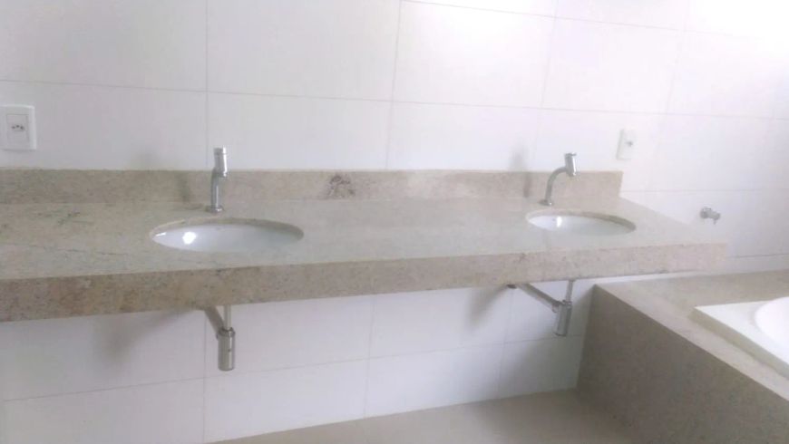 Apartamento Penthouse com 268m2 no Europark Ibirapuera