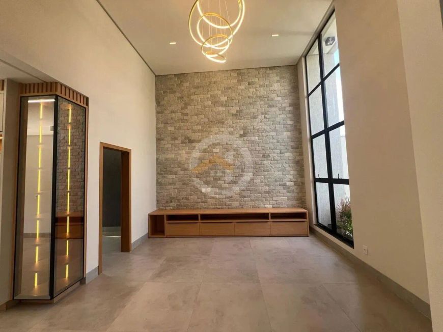 Casa térrea de alto padrão no Parque Amazônia com 4 suítes plenas