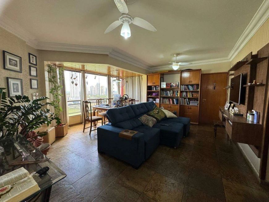 Apartamento com 3 quartos com suíte e closet, bem amplo, 126m² com lazer no Setor Bela Vista