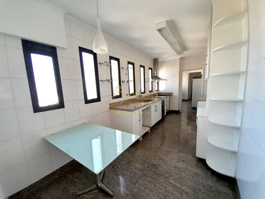 APARTAMENTO COM 184M² (3 DORM, 1 SIUÍTE, 3 VAGAS) NO MORUMBIimo lazer!