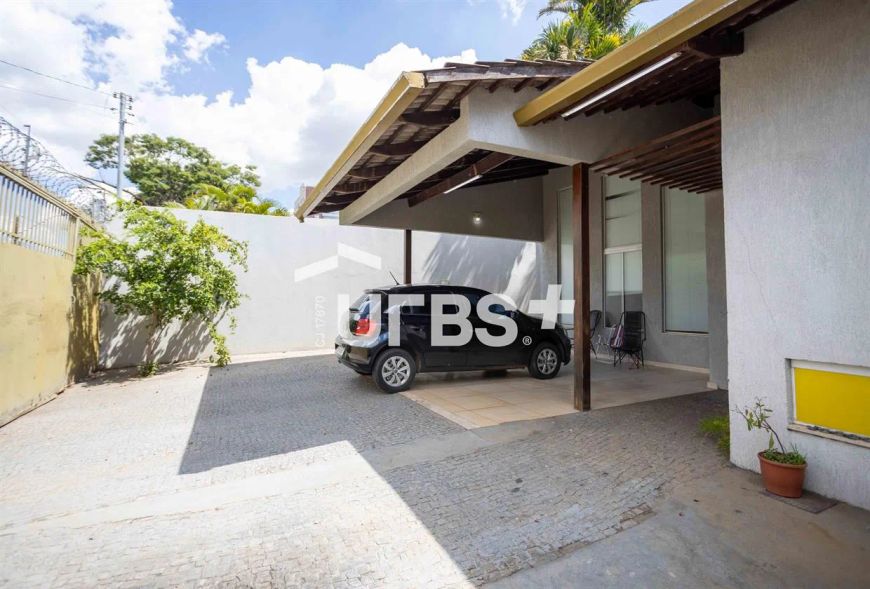 Vendo Casa St. Sudoeste.