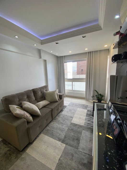 Belíssimo apartamento todo mobiliado ao lado do Shopping Flamboant por R$ 570 mil