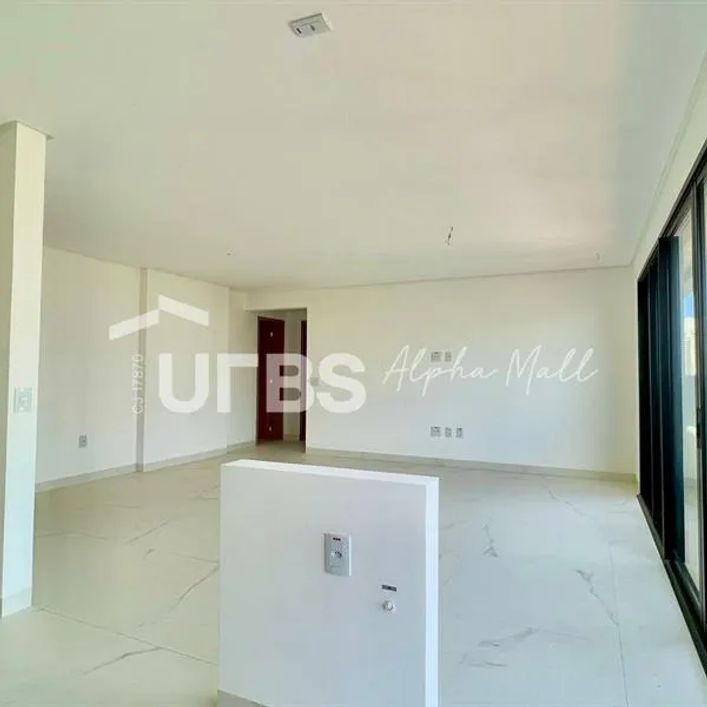 A venda no Mio Marista! Apartamento com 136m², 3 suítes sendo 1 máster com closet e giardino.