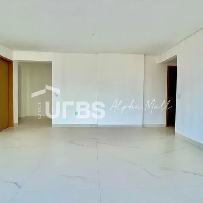 A venda no Mio Marista! Apartamento com 136m², 3 suítes sendo 1 máster com closet e giardino.