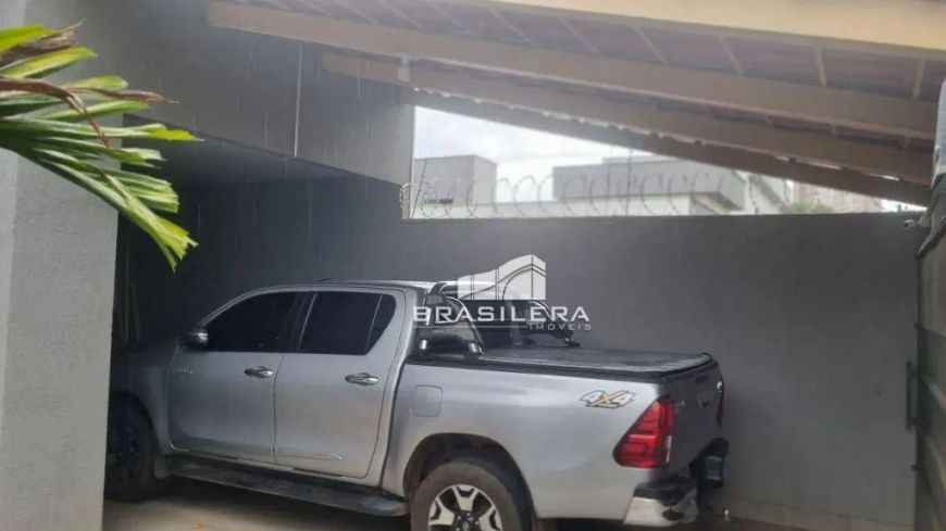 Casa com 3 dormitórios à venda, 145 m² por R$ 900.000 - Vila Rosa - Goiânia/GO