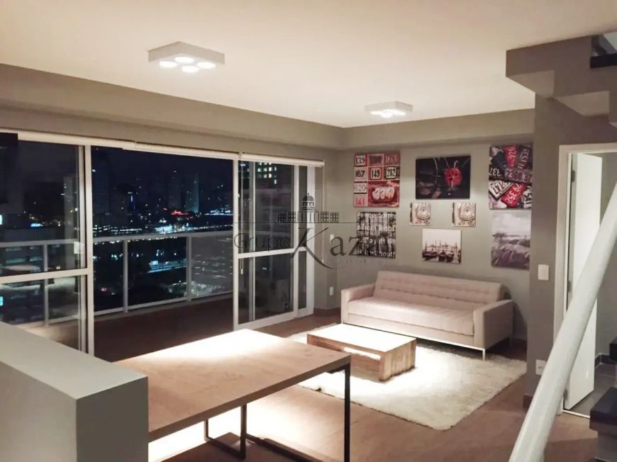 Apartamento Duplex - Brooklin - 1 Suíte - 89m².
