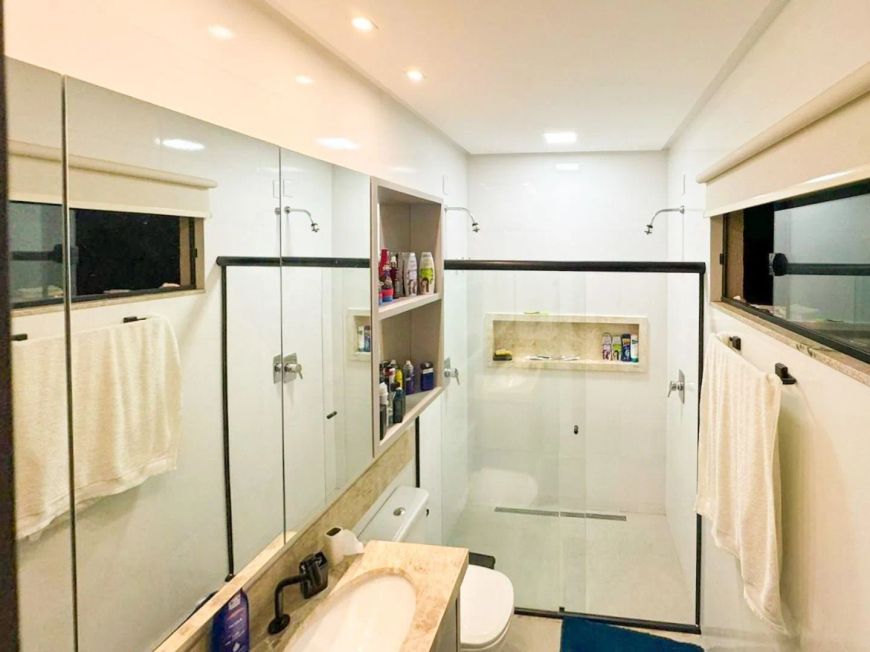 Casa com 3 dormitórios à venda, 160 m² por R$ 1.000.000,00 - Vila Rosa - Goiânia/GO