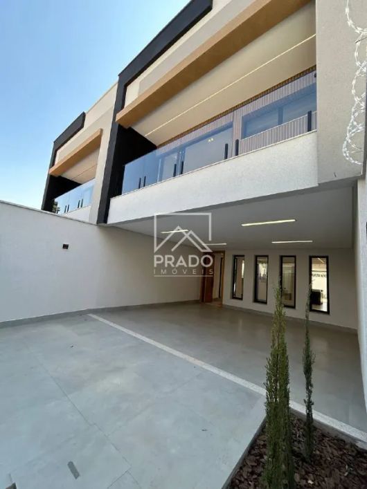 Sobrado à venda com 3 quartos, Parque Amazônia, Goiânia, Goiás