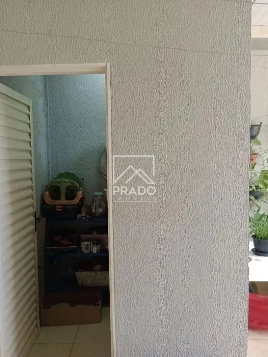 Casa à venda com 3 quartos, Residencial Flórida, Goiânia, Goiás