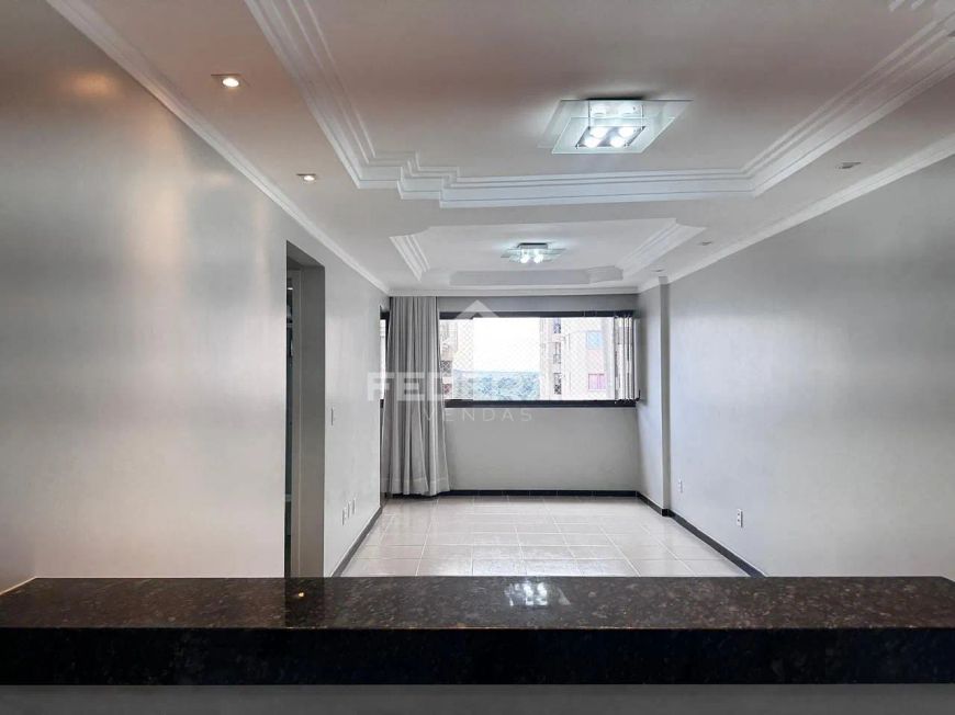 Apartamento à venda, Residencial Gilberto Guimarães, com 03 quartos, 01 suíte, completo em Armários