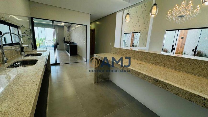 Casa com 3 suítes no Residencial Porto Seguro