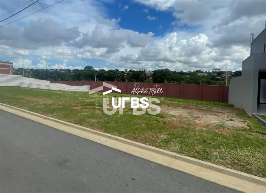 Lote no Jardins Sevilha