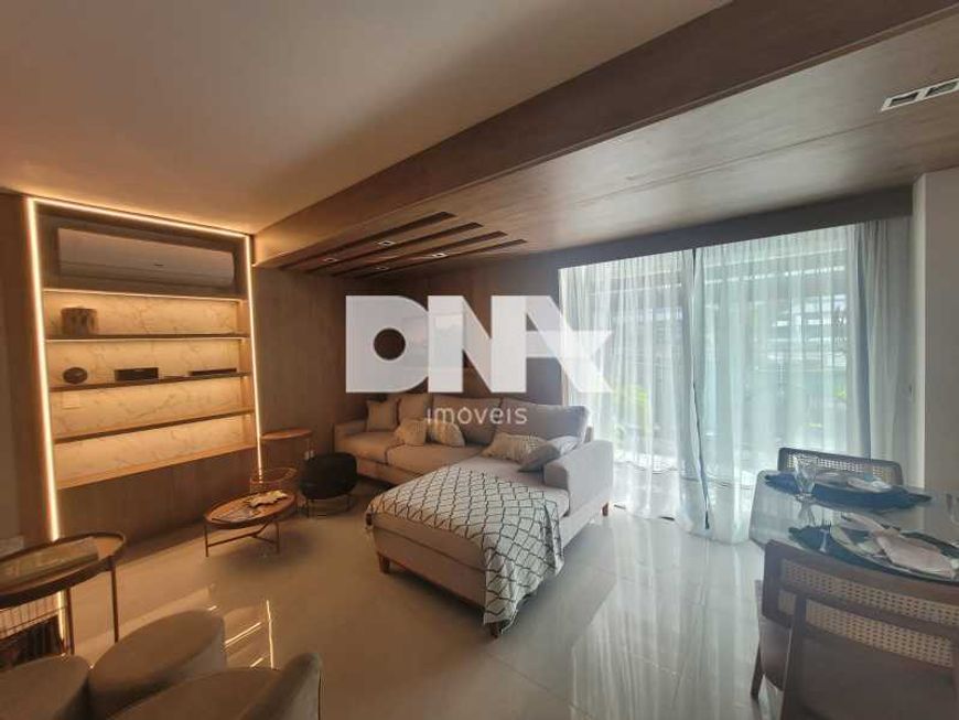 Apartamento - / Residencial / Leblon