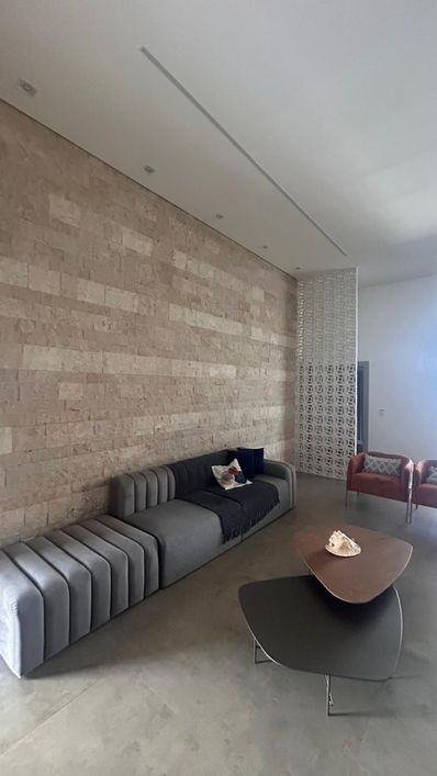 Casa térrea 4 suites condomínio Jardins Itália