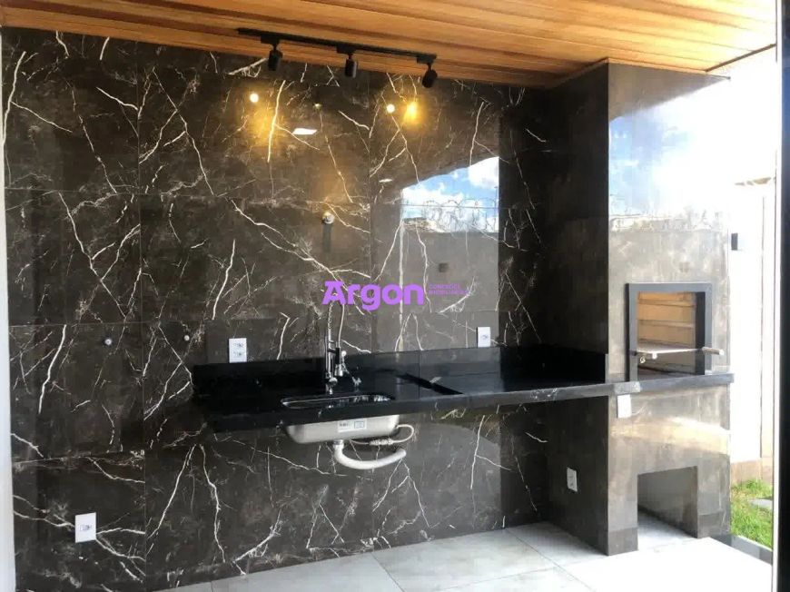 Sobrado 3 suítes no Residencial Porto Seguro