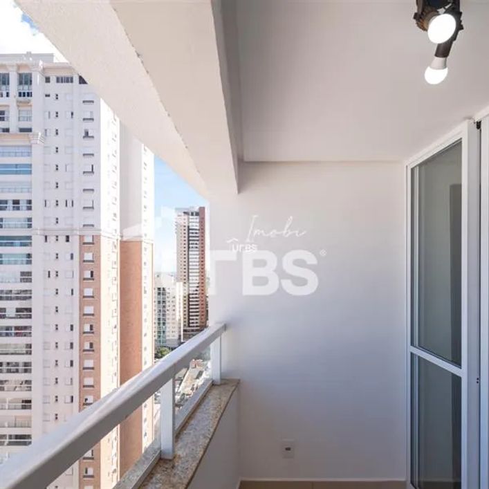 Apartamento compacto no Setor Bueno