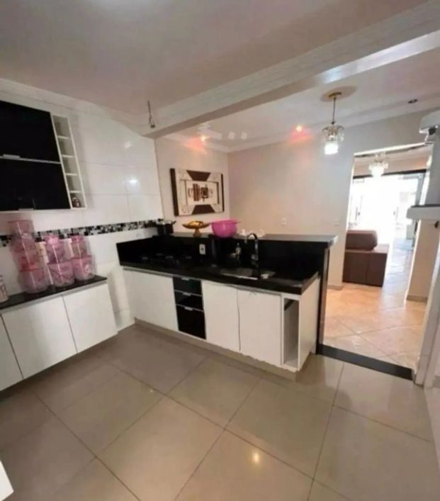MB/CASA A VENDA NA PRATINHA.