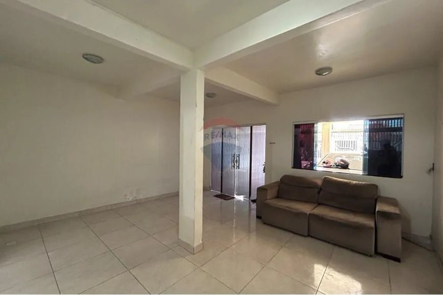 Casa na Rua Diogo Móia - Umarizal 4 quartos