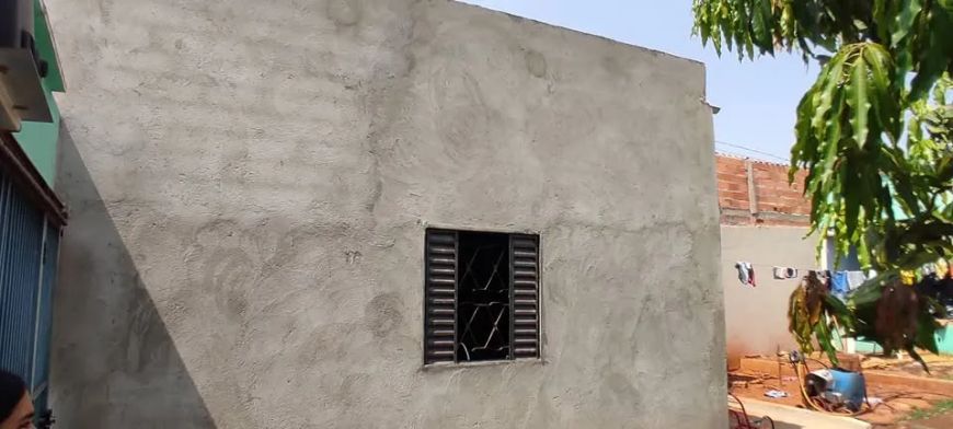MB/CASA BEM LOCALIZADA EM OUTEIRO.