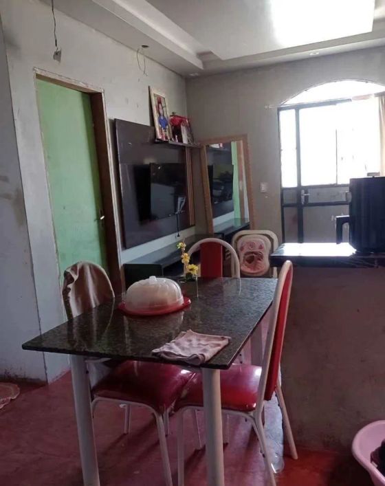 *CASA NA CABANAGEM