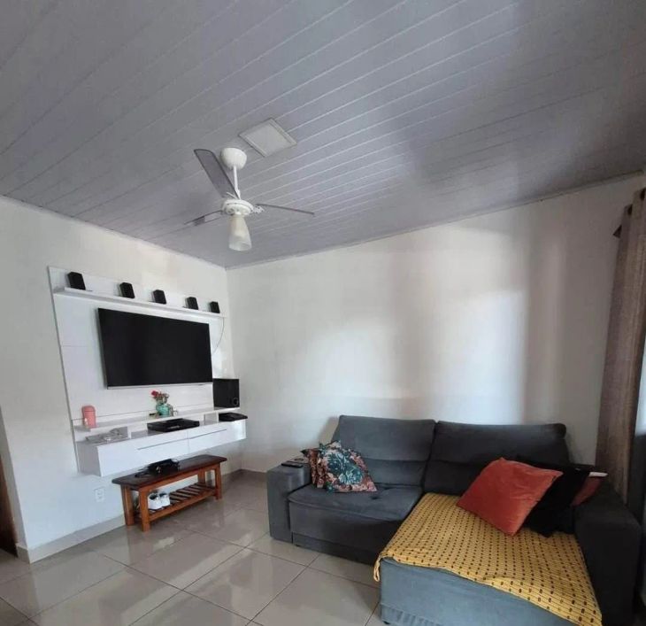 CASA A VENDA NA SACRAMENTA