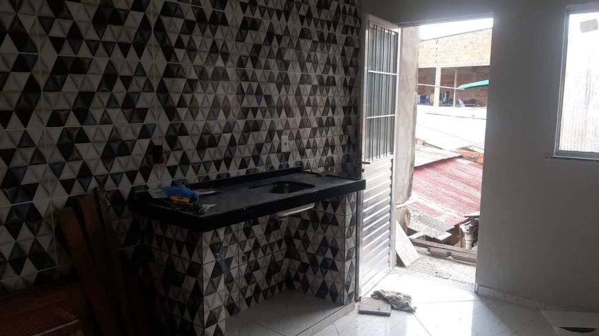 Vendo 2 casas 6x18, no Conj. Paraíso dos Pássaros, p/ Financiar.