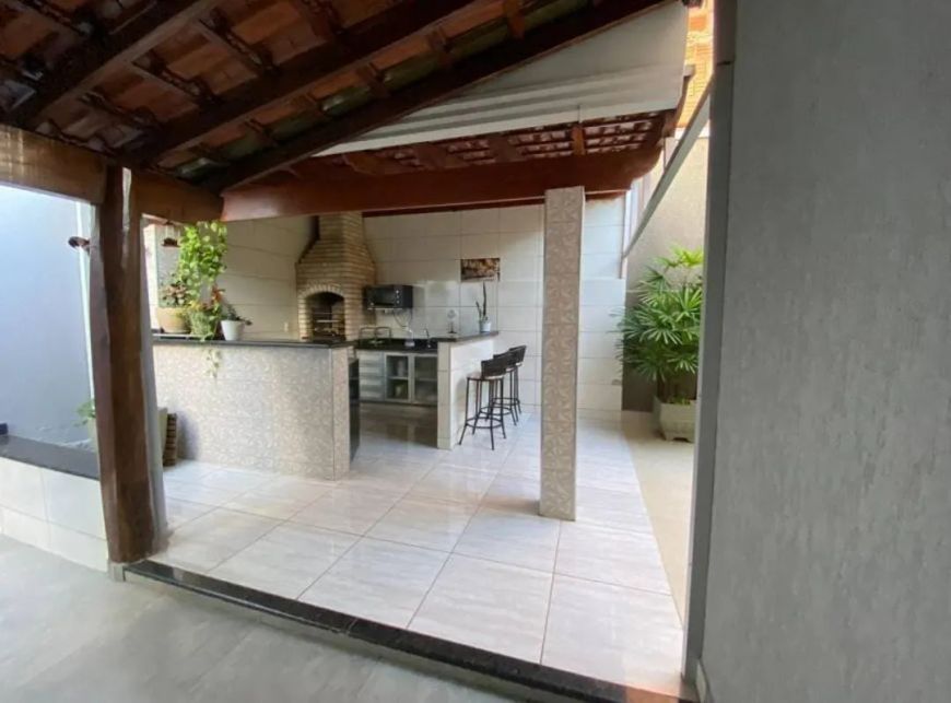 CASA A VENDA NA GUANABARA