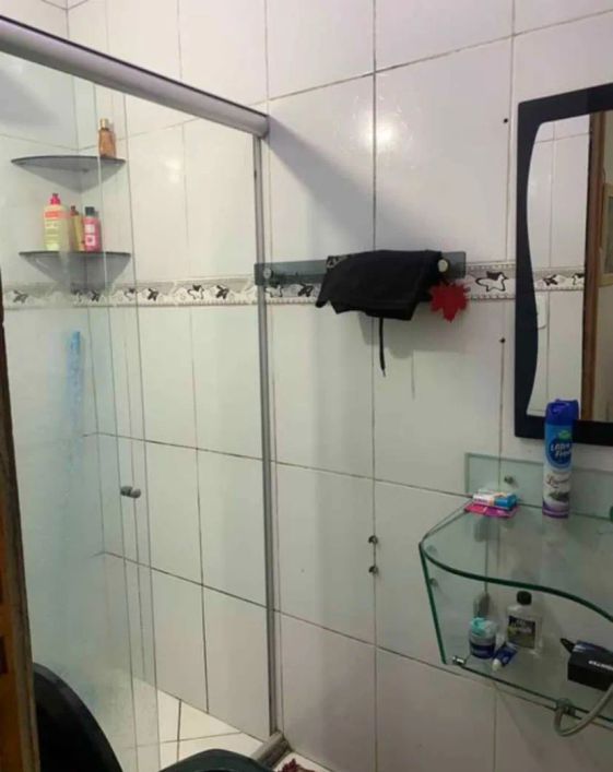 ev/ VENDO CASA NA SACRAMENTA