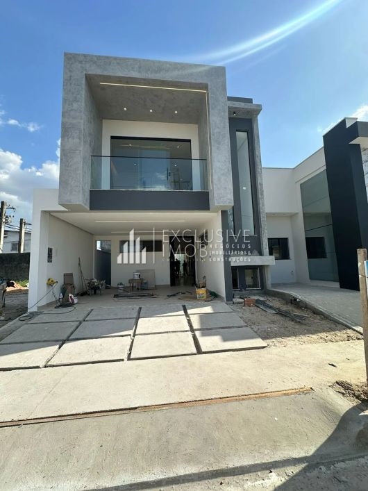GRAN PARAISO — CASA DE 207 METROS, 3 SUÍTES E 4 BANHEIROS