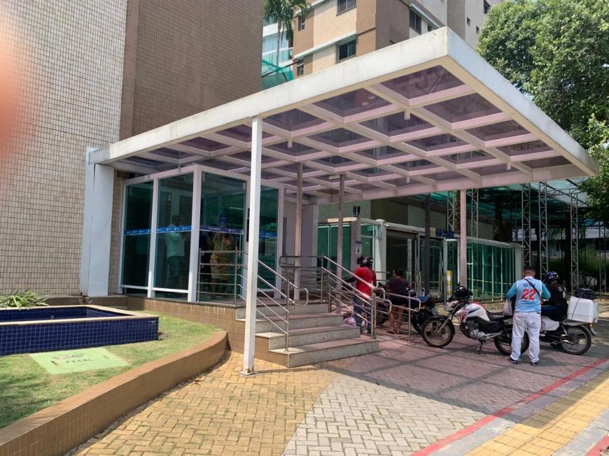 VENDO AMPLO APARTAMENTO NO MARCO, DOCUMENTADO, ANDAR ALTO, NASCENTE, PROXIMO DE TUDO! APROVEITE,