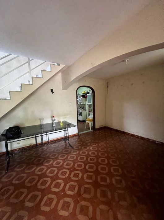 Casa 200m 4/4 na Av. Duque de Caxias - Marco