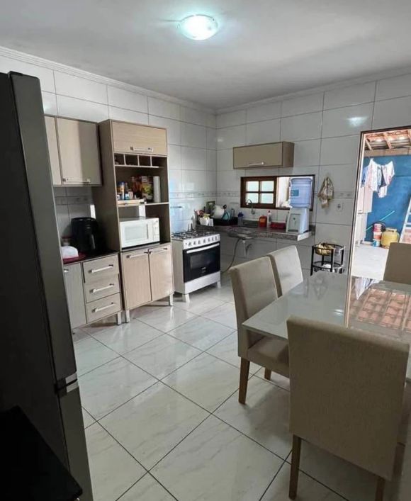 NJ - VENDE-SE CASA NO CASTANHEIRA