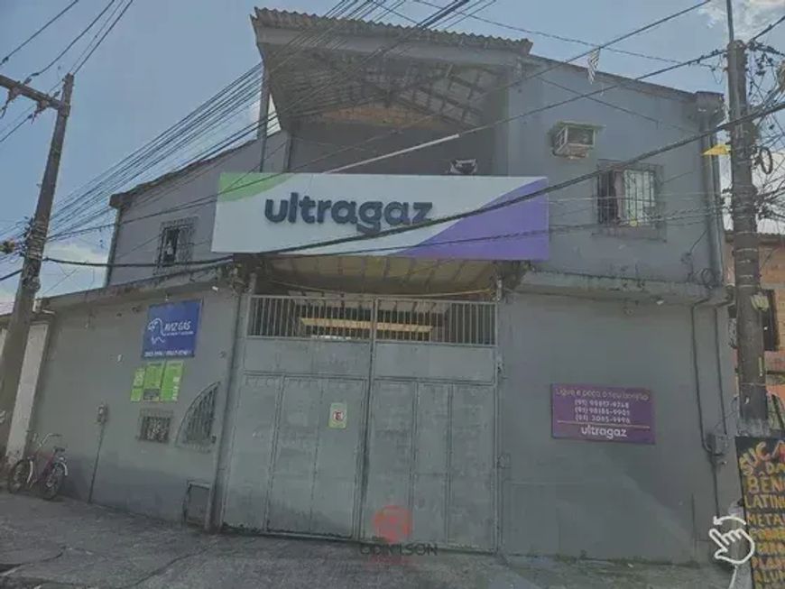 Prédio comercial para venda, ficam 100 botija de gás, 100 agua mineral, 01 moto, computador.