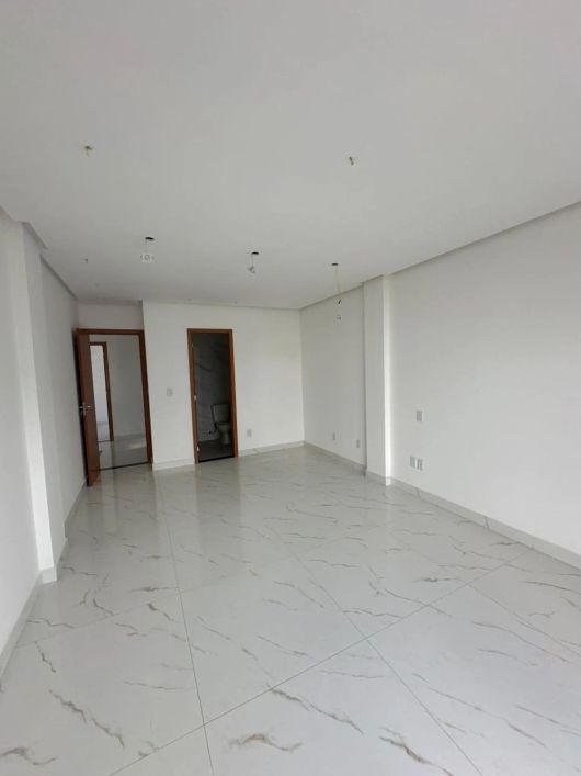 Bacelar imóveis vende casa duplex no Quartzo condomínio verde, 3 suítes, Mangueirão