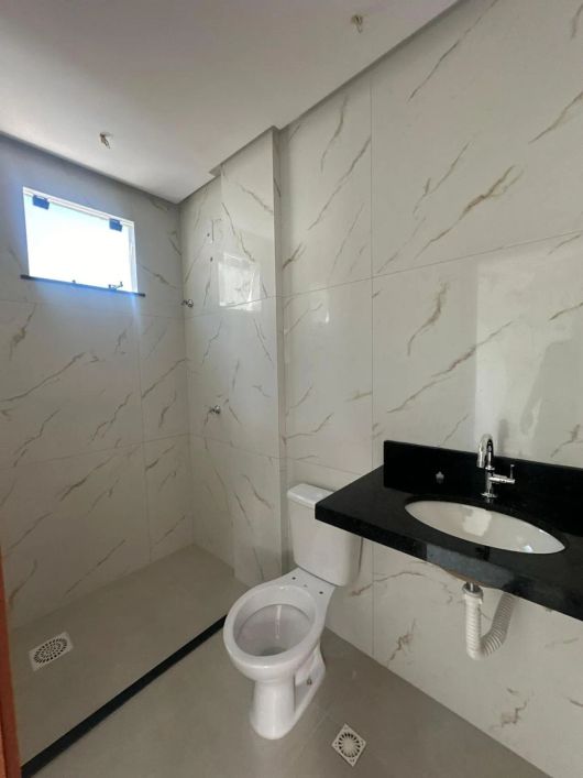 Bacelar imóveis vende casa duplex no Quartzo condomínio verde, 3 suítes, Mangueirão