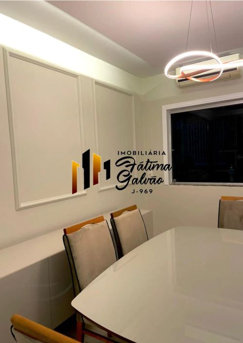 Vendo Casa Documentada em Resid. na Sacramenta Cod:00929 Valor do Imóvel: R$ 325.000,00 / podendo