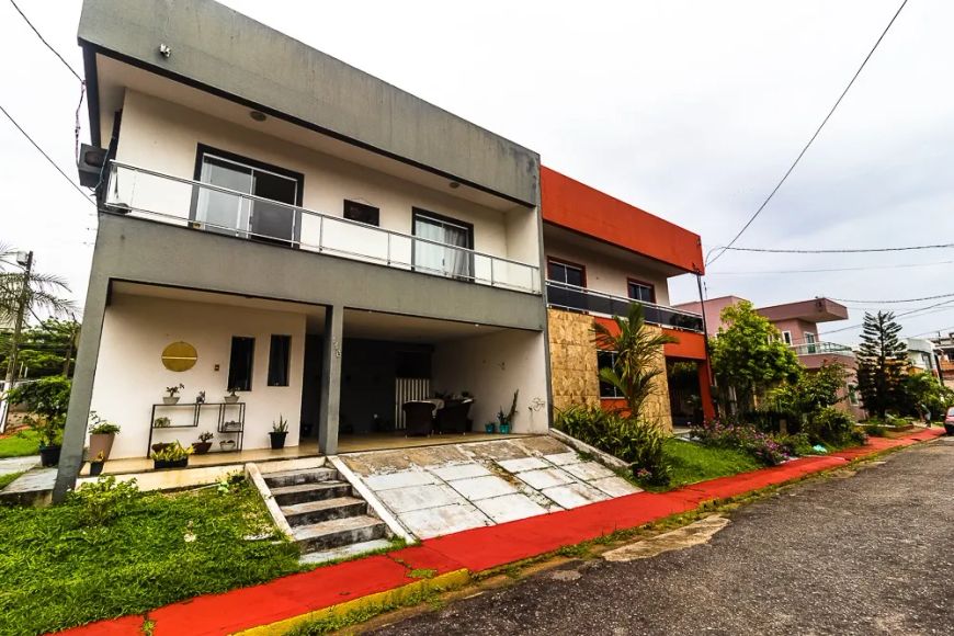 OPORTUNIDADE!!! Casa de alto padrão de arquitetura na A. Montenegro - Cond Park Ville.