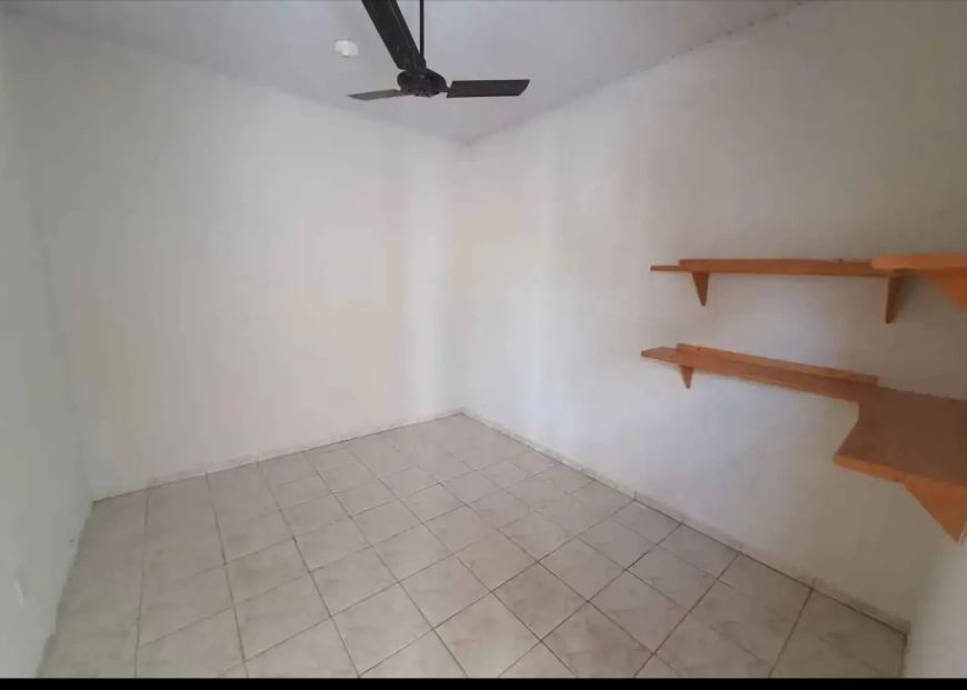 Imóvel para venda possui 200000 metros quadrados com 2 quartos
