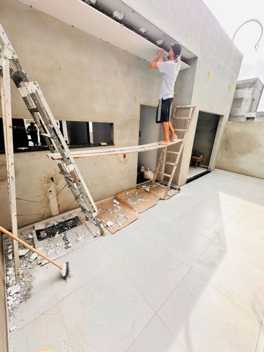 Bacelar Imóveis vende casa térrea no condomínio Gran Paraíso, em construção, 112m²