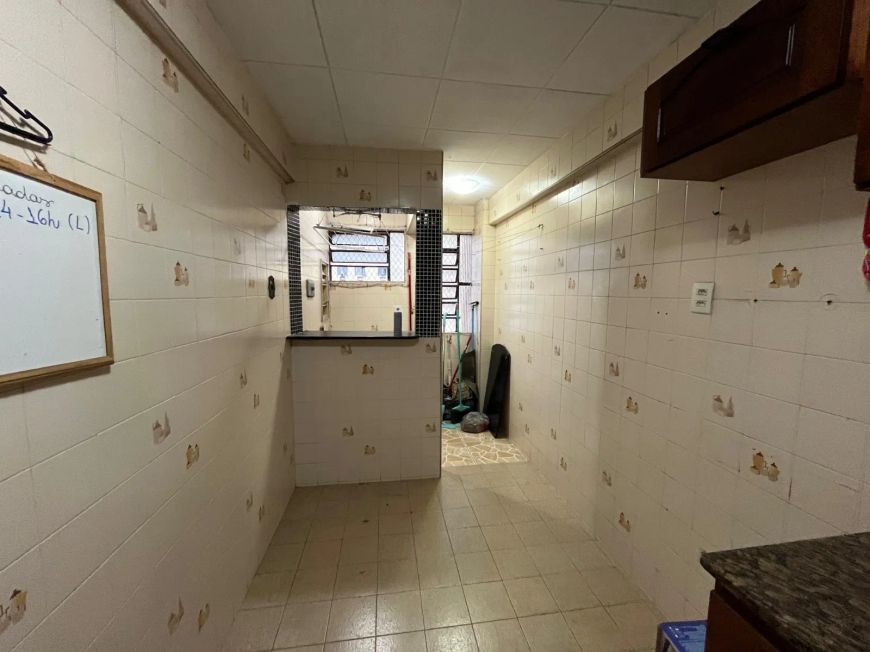 Edifício Debora - Vendo Apartamento na Rua dos Caripunas - 2 Quartos - Pode Financiar