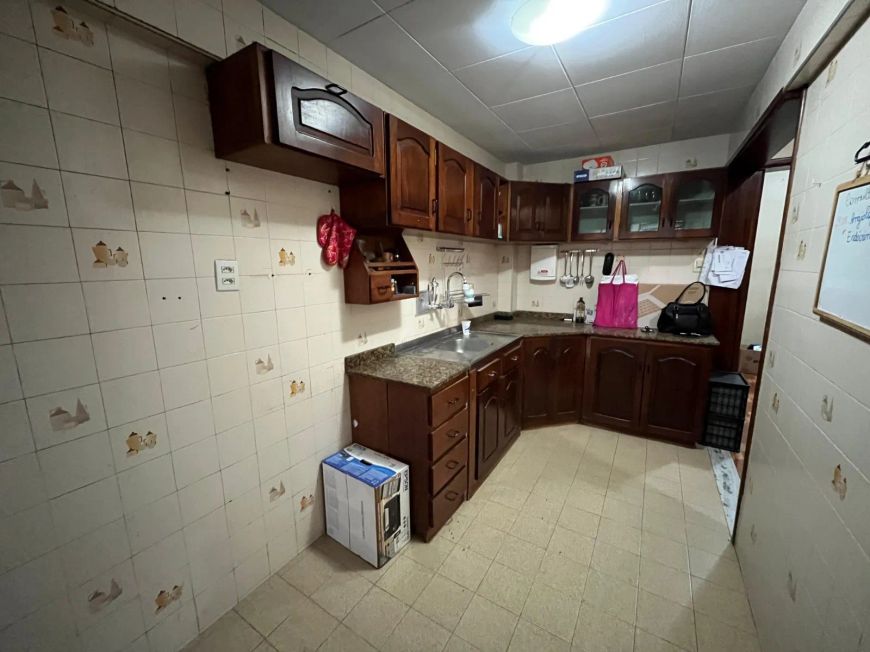 Edifício Debora - Vendo Apartamento na Rua dos Caripunas - 2 Quartos - Pode Financiar