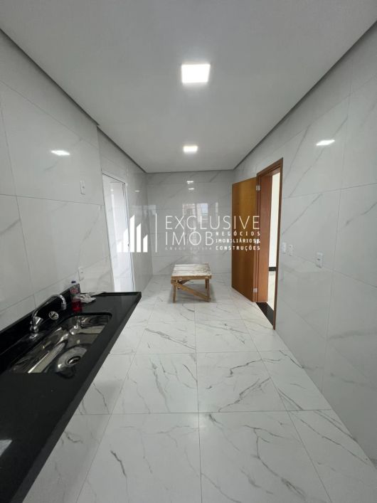 APTO NO TORRE LIBERTO, DE 127 METROS, 3 SUÍTES E 4 BANHEIROS