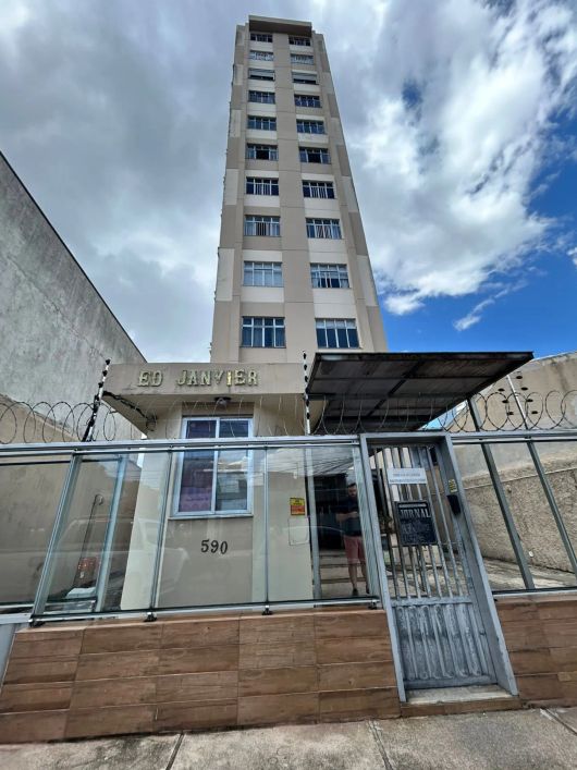 Lindo Apartamento no Edifício Janvier, Umarizal
