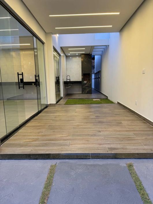 Bacelar Imóveis vende casa térrea no Condomínio Gran Paraíso, Tenoné, prox. a Augusto Montenegro