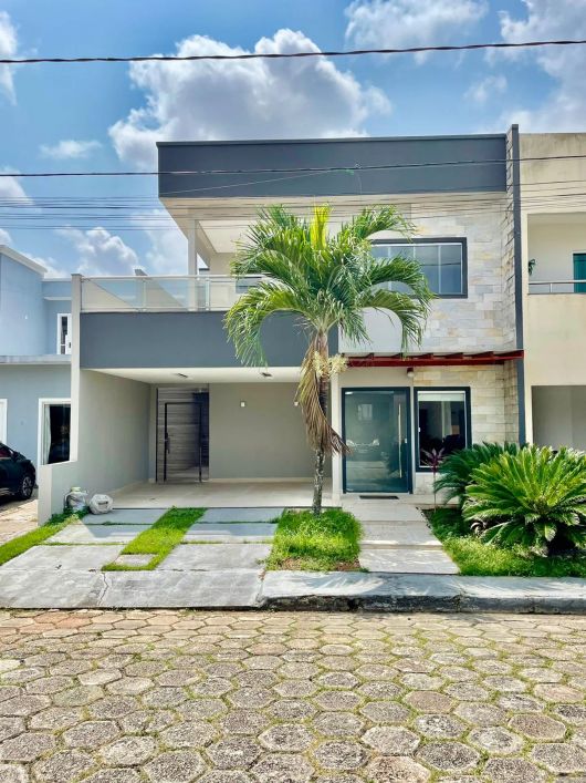 Vendo casa no Jardim Espanha de 4 quartos