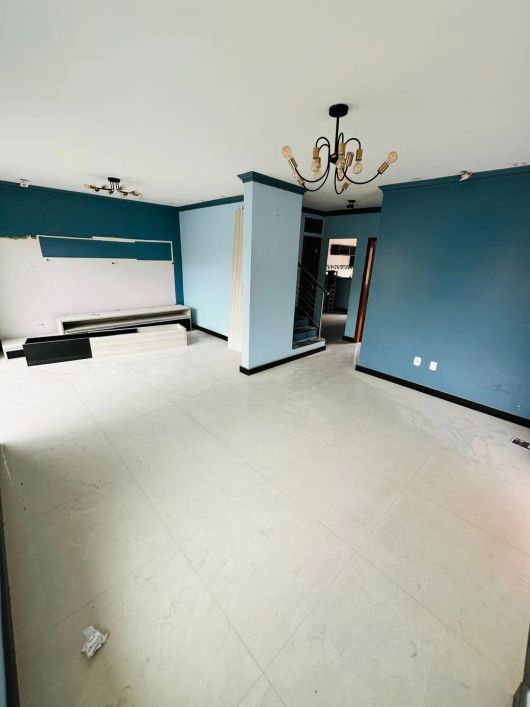 Bacelar Imóveis vende casa no Cidade Jardim II, 4 quartos, 300m²